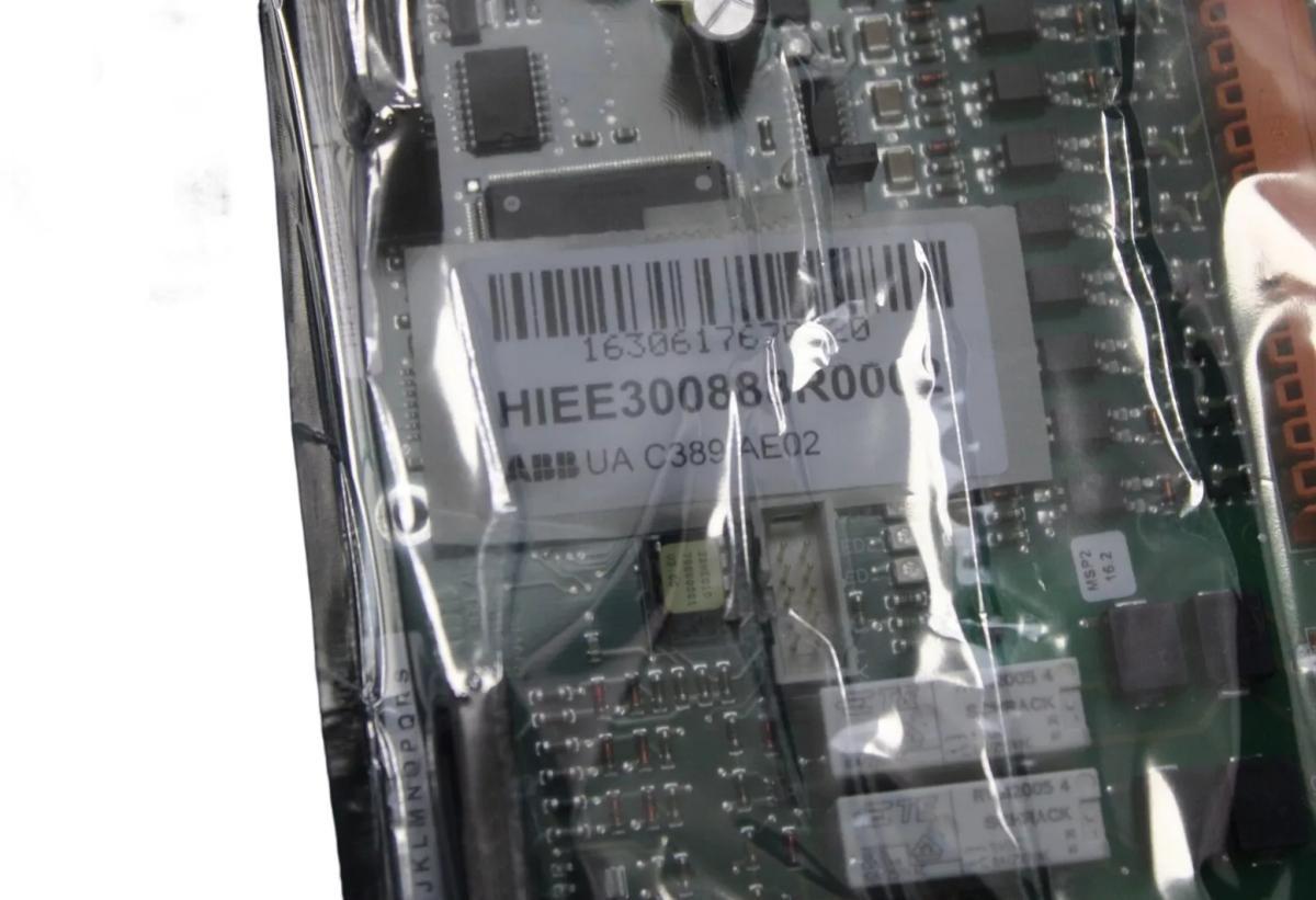 ABB UAC389AE02 HIEE300888R0002 Control Unit