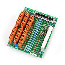 Honeywell MU-GAOX12 51304638-325 Analog Output Module