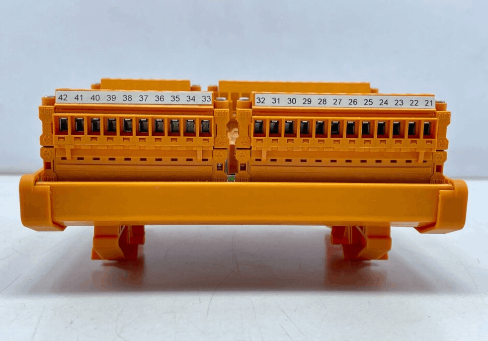 ABB CMA137 3DDE300417 Connection Module