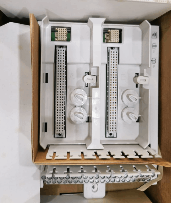 ABB TU844 3BSE021445R1 Module Termination Unit