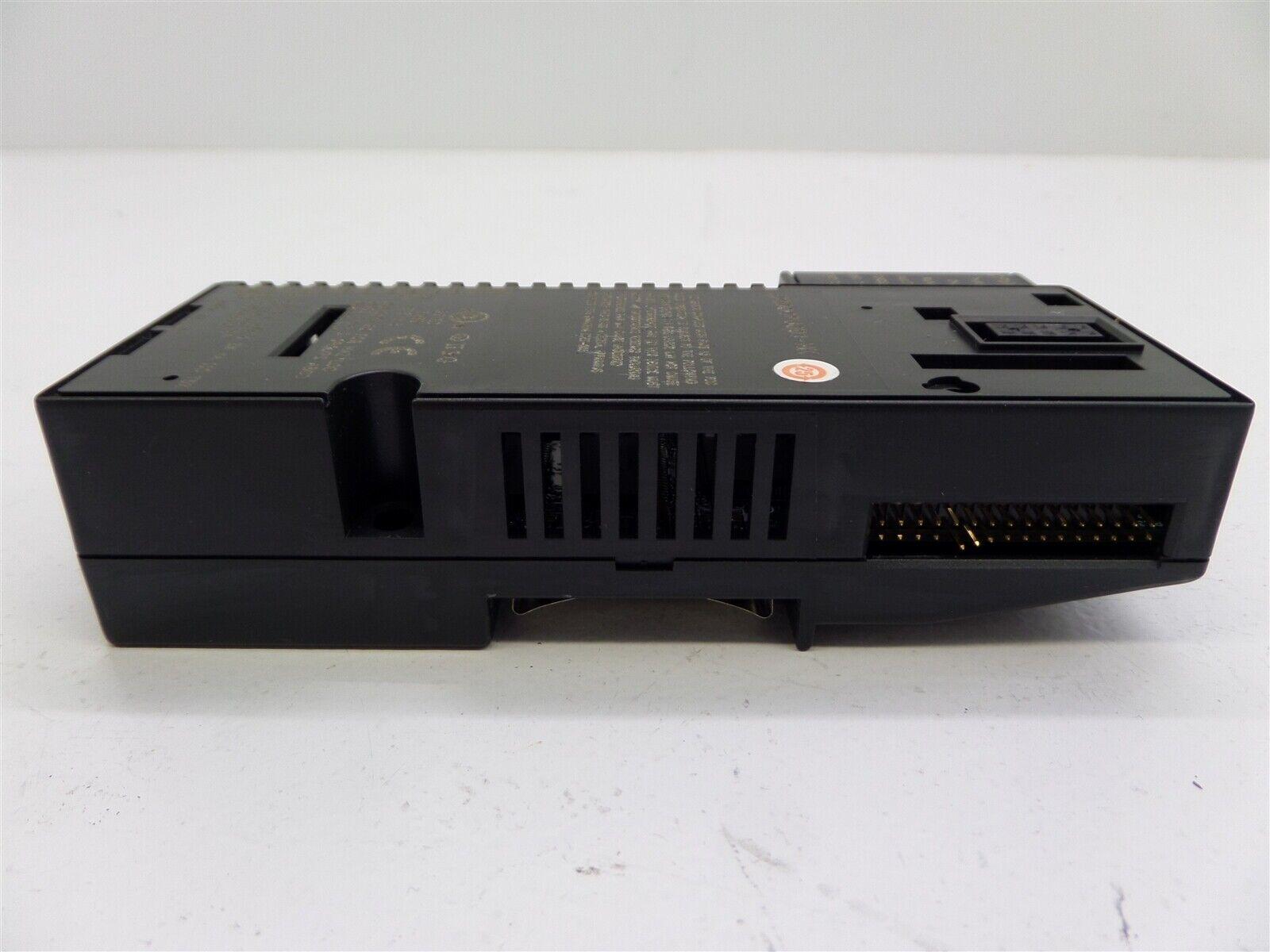 GE Fanuc IC200CPU001-HK VersaMax CPU Module