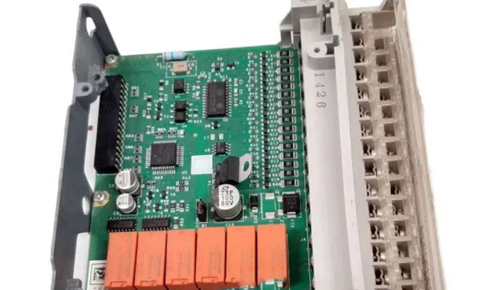 Schneider TSXDMZ28DR 28-Point Discrete I/O Module