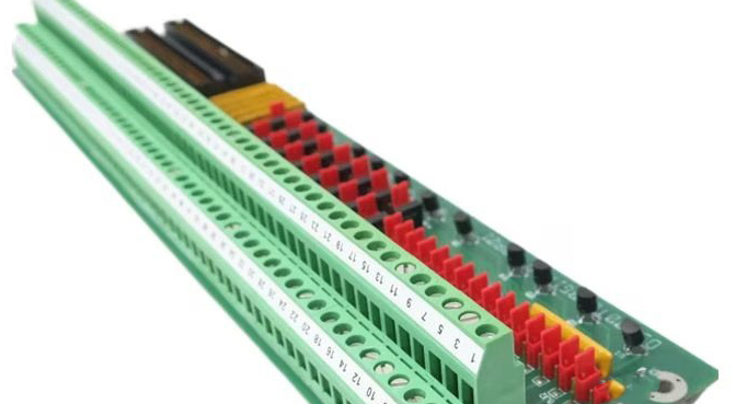 GE Fanuc DS200TBCBG1AAA Termination Analog Card