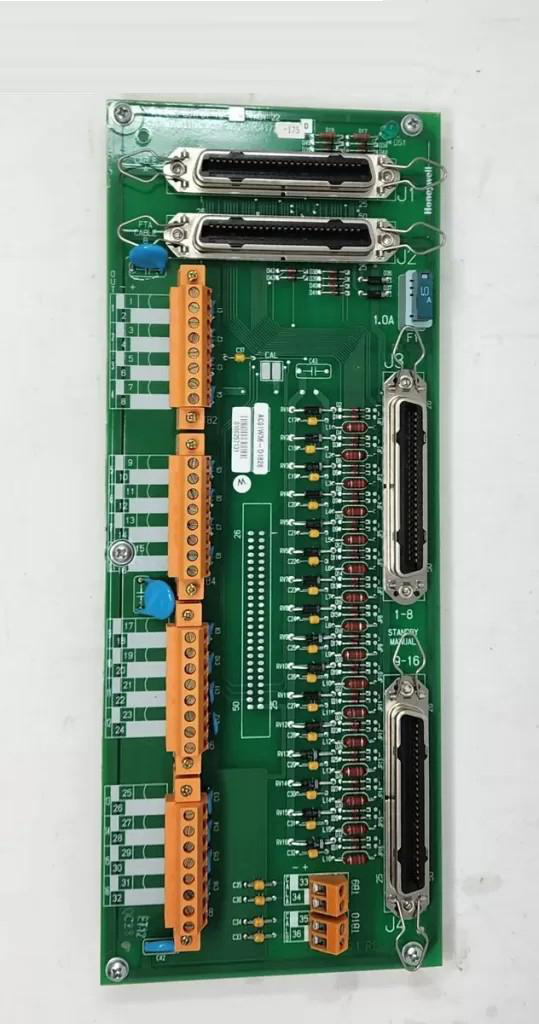 Honeywell 51204172-175 Analog Output Module