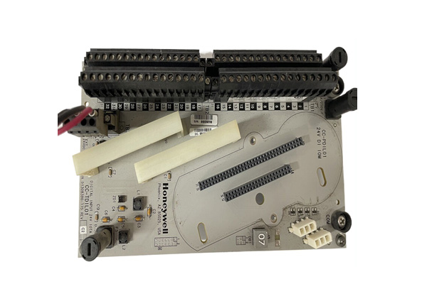Honeywell CC-TDIL01 Digital Input Module