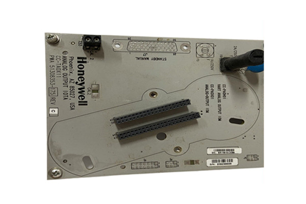Honeywell CC-TAOX11 Analog Output Module