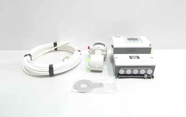 Foxboro PO973LN P0973LN Fiber Management Switch