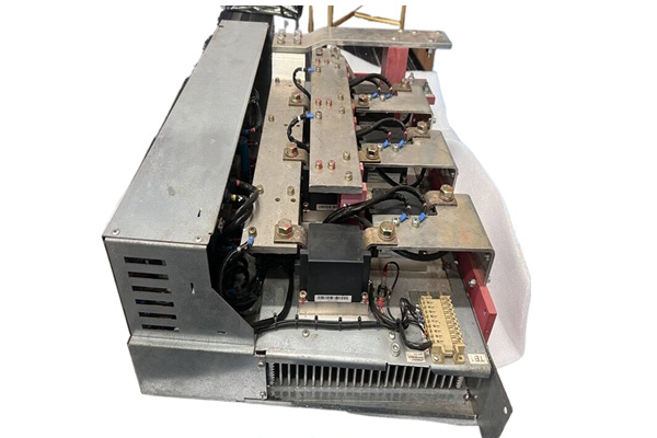 General Electric MVR1600-4601 Drive