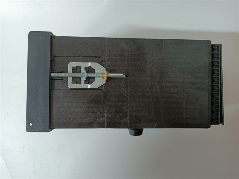 FOXBORO 873EC-JIPFGZ-5