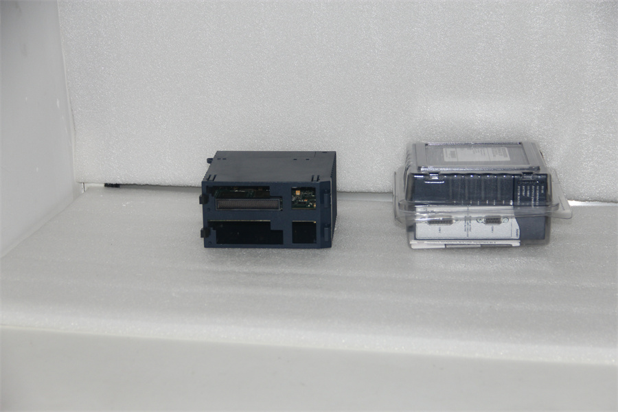 GE IC695NIU001